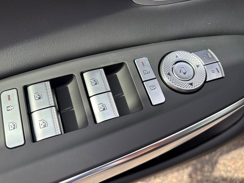 New 2026 Genesis GV70 2.5T Advanced image 13