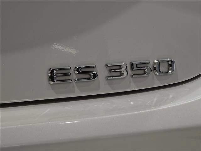 New 2025 Lexus ES 350 w/ Luxury Package image 8
