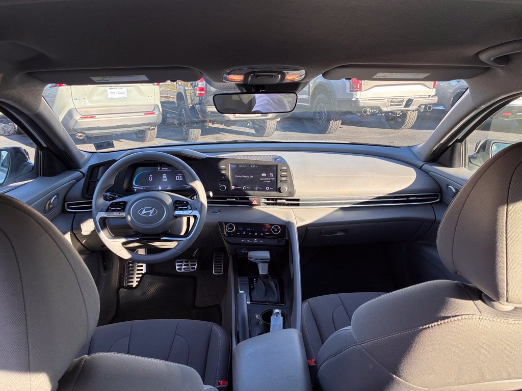 Certified 2026 Hyundai Elantra Sport FWD image 14