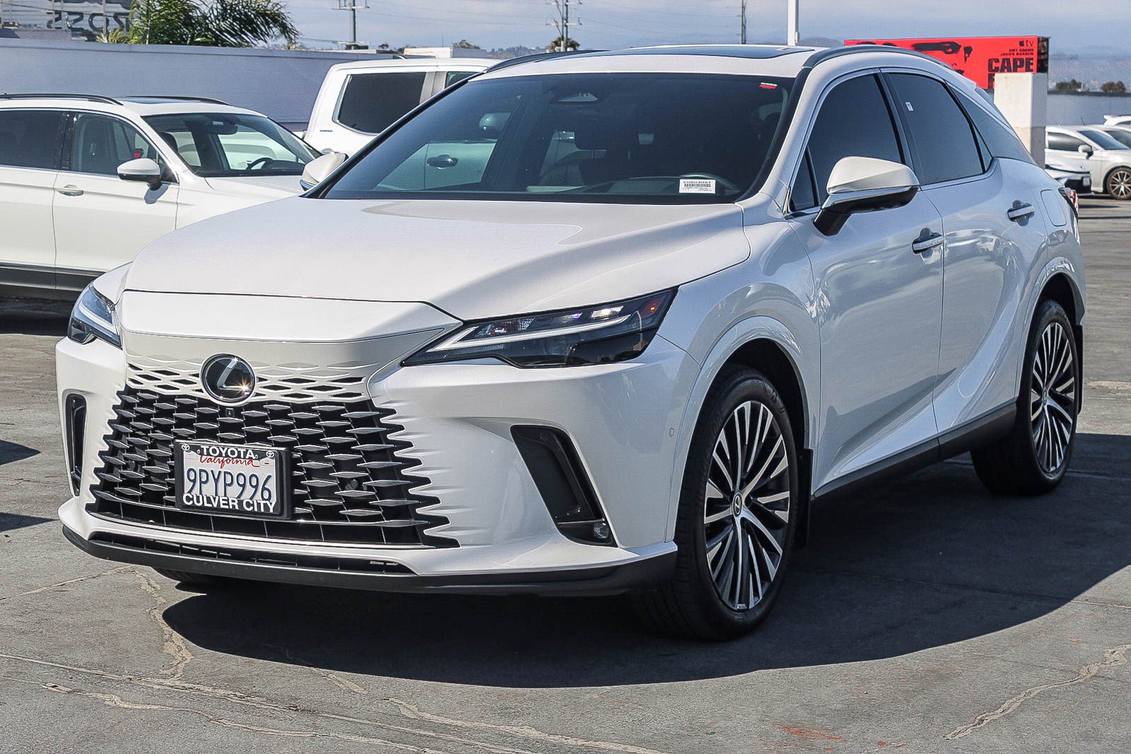 Used 2024 Lexus RX 350 w/ Convenience Package AWD/4WD image 3