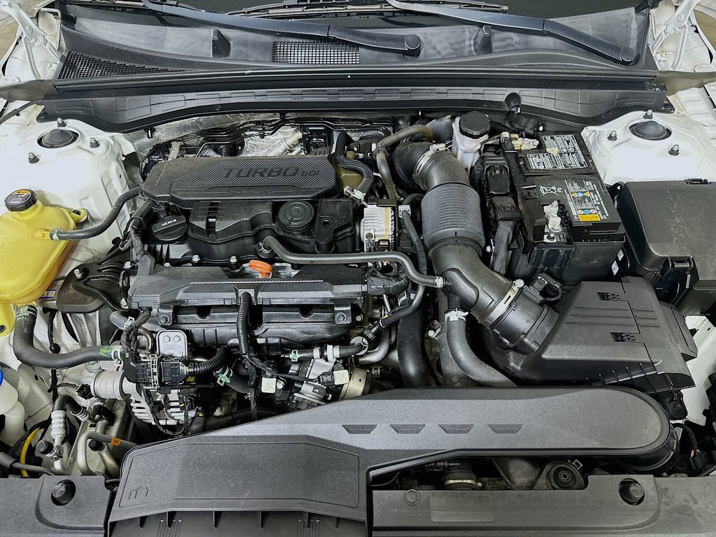 Used 2021 Kia K5 GT-Line image 9