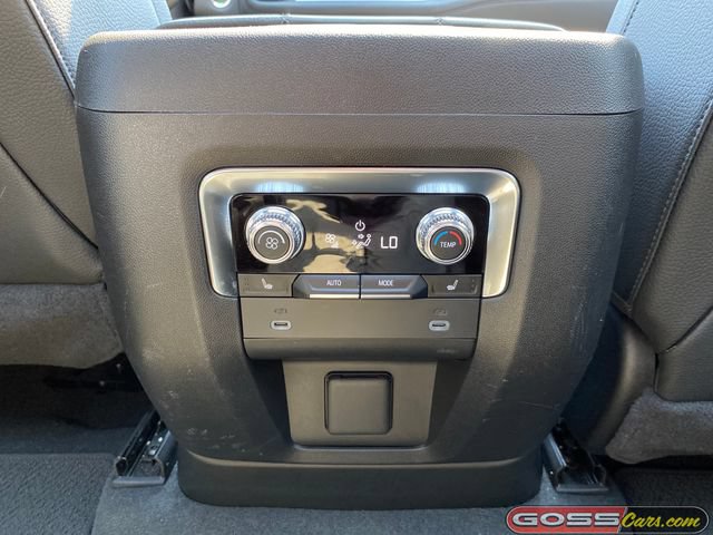 Used 2024 GMC Yukon Denali AWD/4WD image 24