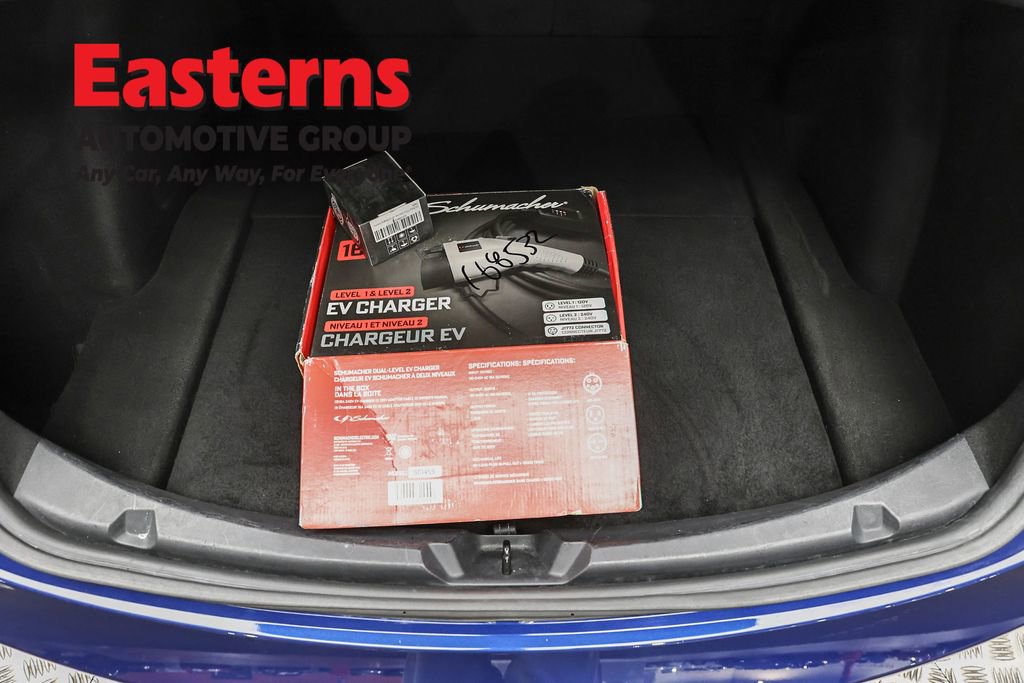 Used 2022 Tesla Model 3 Standard Range RWD image 9