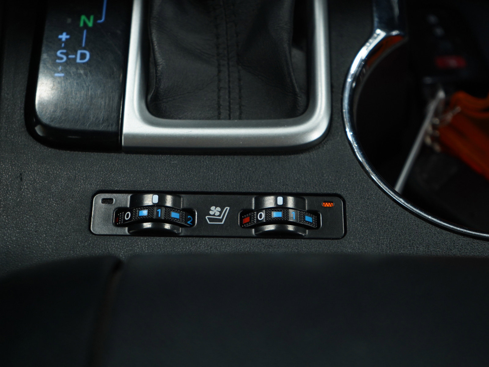 Used 2017 Toyota Highlander Limited image 21