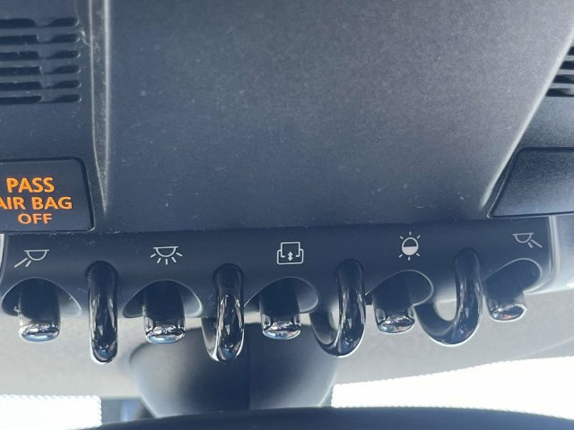 Used 2013 MINI Cooper Countryman FWD image 32