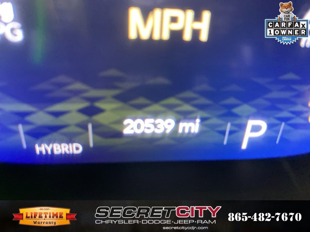 Used 2025 Jeep Wrangler Unlimited Rubicon 4xe w/ Convenience Group image 18