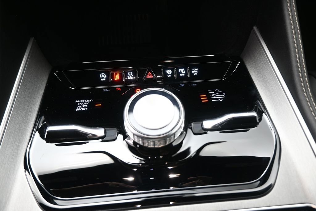 New 2026 Jeep Grand Wagoneer Limited AWD/4WD image 4