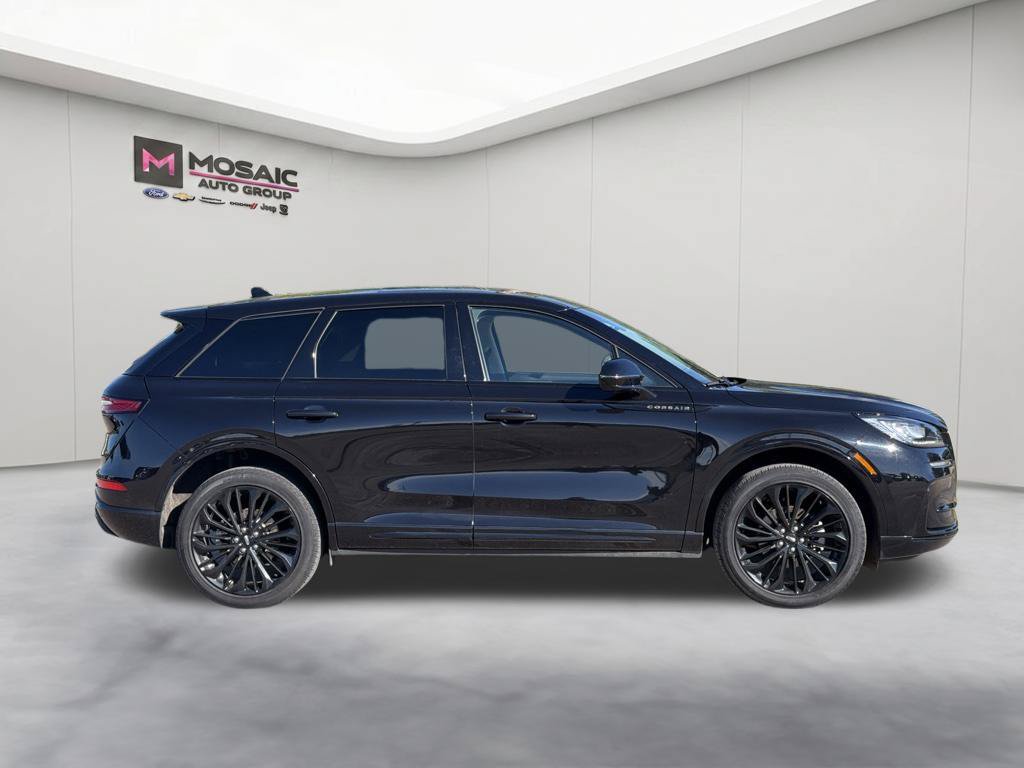 Used 2023 Lincoln Corsair AWD w/ Equipment Group 101A image 8