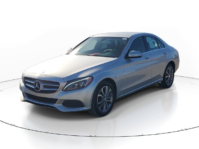 Used 2015 Mercedes-Benz C 300 4MATIC Sedan image 2