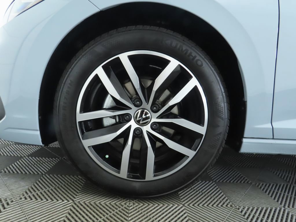 New 2026 Volkswagen Jetta SE image 30