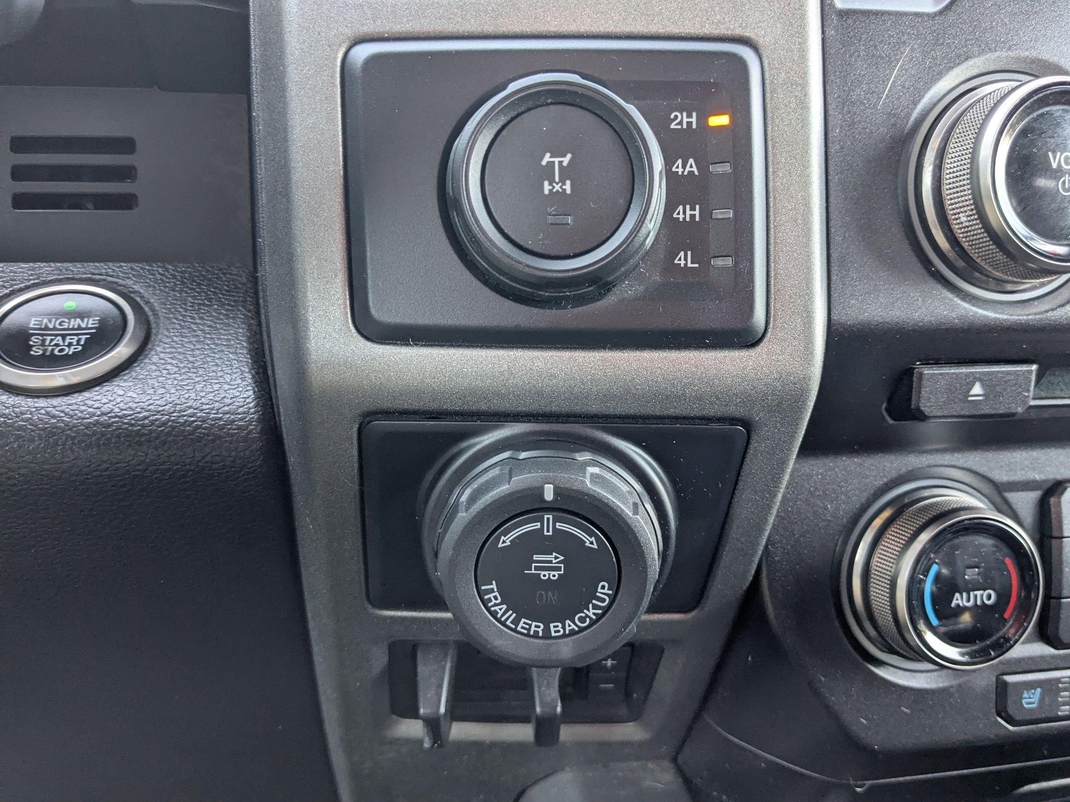 Used 2017 Ford F150 Raptor w/ Equipment Group 802A Luxury image 25