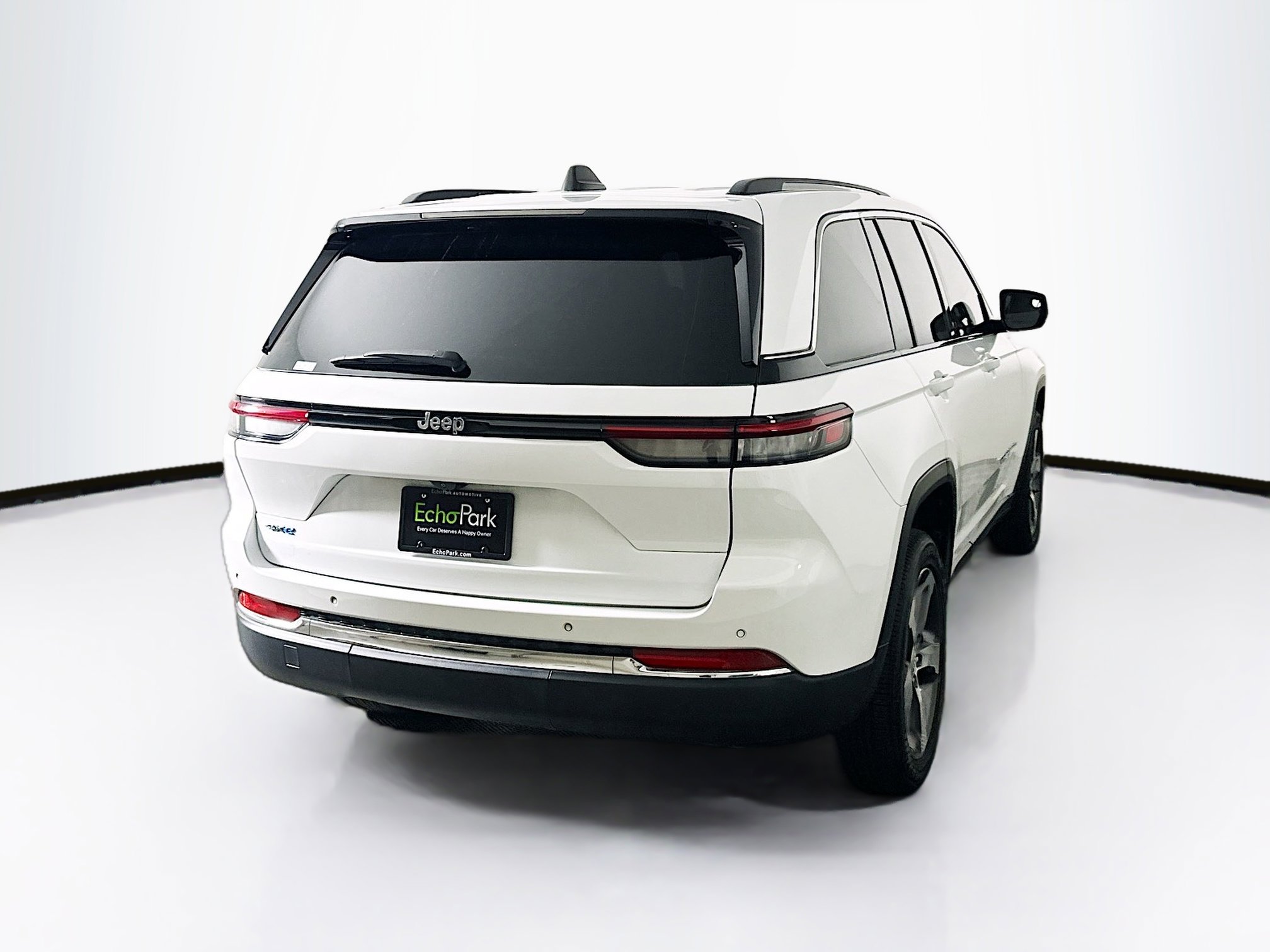 Used 2022 Jeep Grand Cherokee Limited 4xe image 9