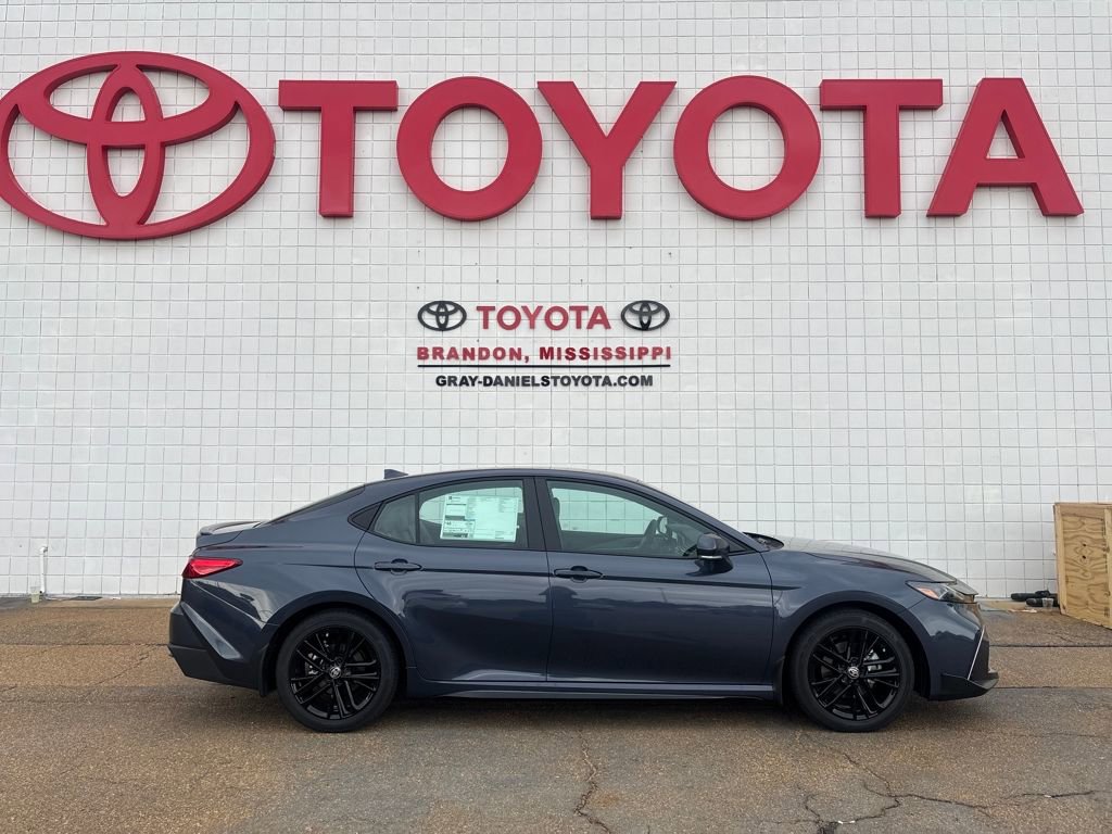 New 2026 Toyota Camry SE image 4