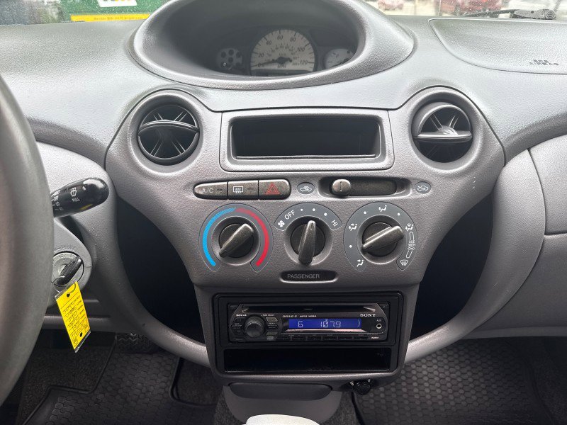 Used 2001 Toyota Echo Coupe FWD image 18