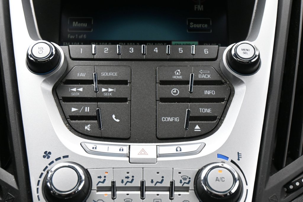 Used 2015 Chevrolet Equinox LT w/ Driver Convenience Package FWD image 23