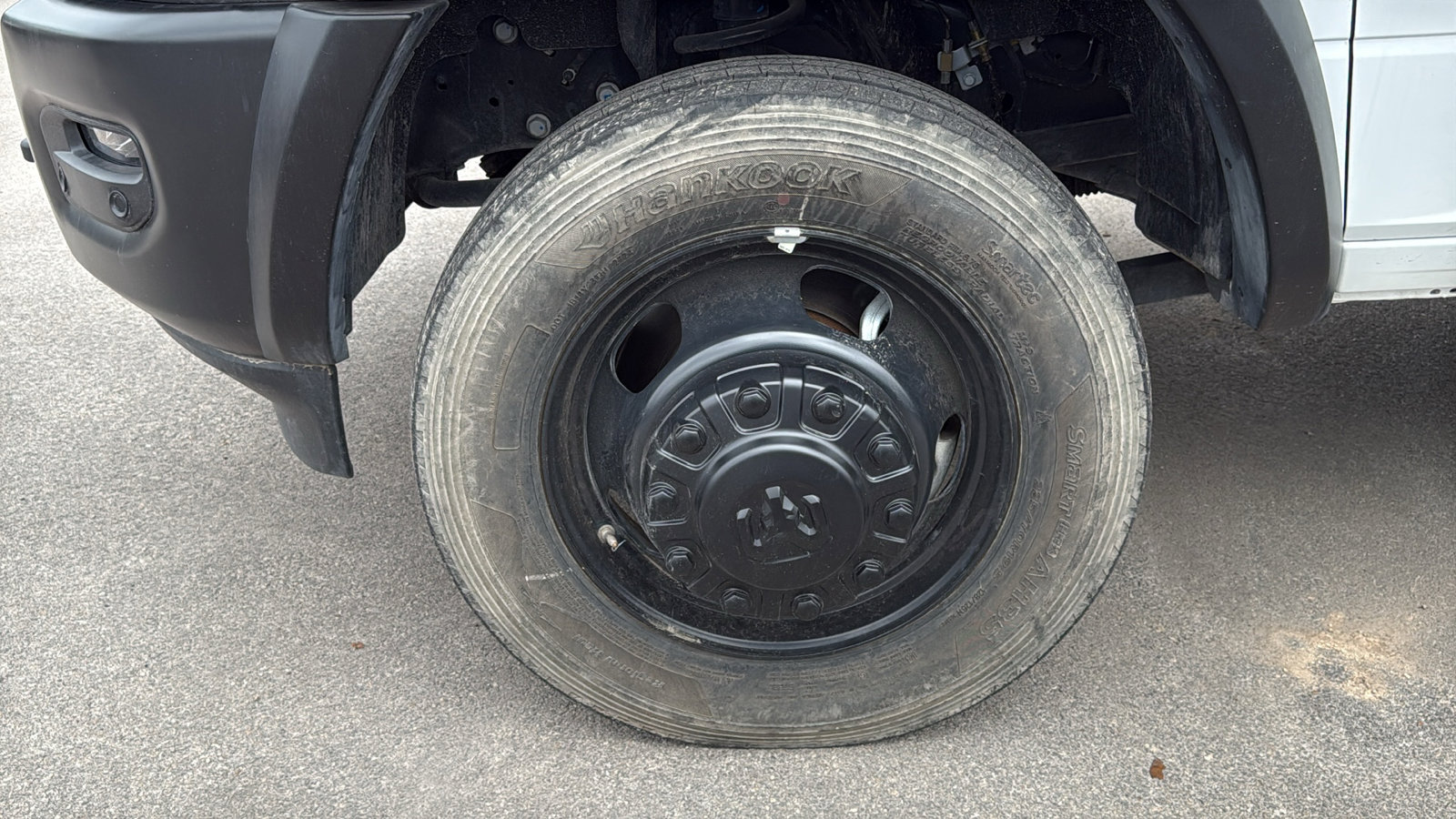 New 2025 RAM 5500 Tradesman AWD/4WD image 26