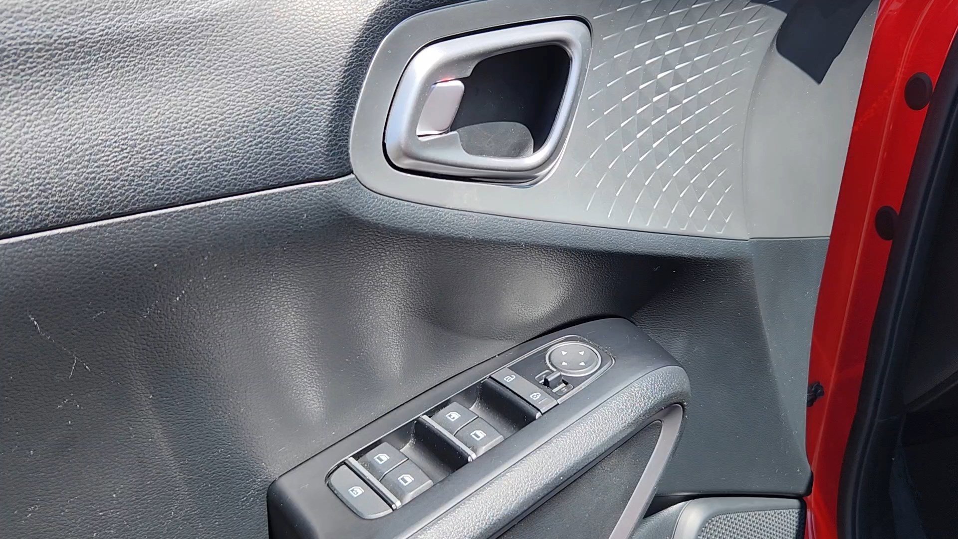 Used 2023 Kia Soul LX w/ LX Technology Package FWD image 7