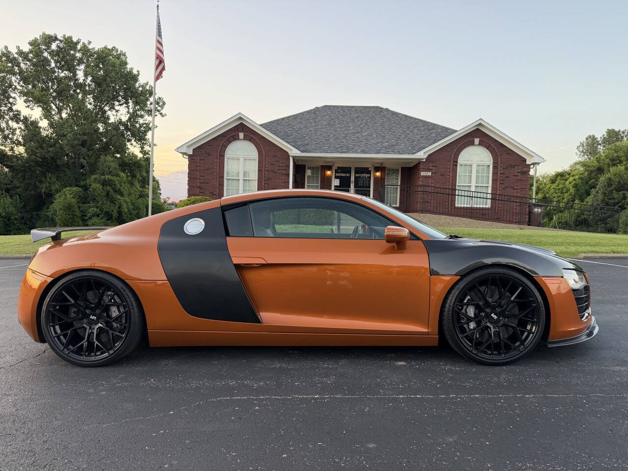 Used 2014 Audi R8 V8 w/ Ceramic Brake Package AWD/4WD image 8