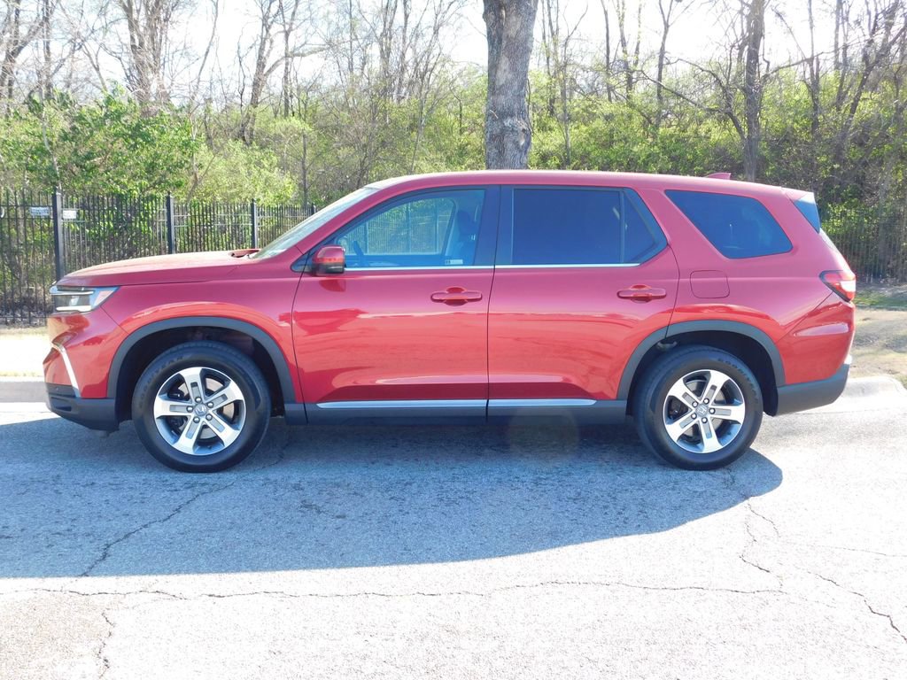 Used 2025 Honda Pilot EX-L image 2