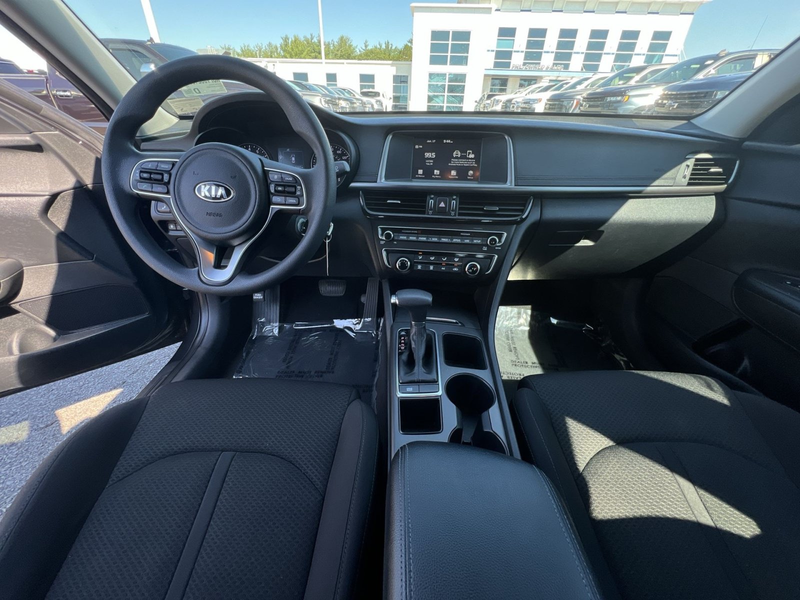 Used 2018 Kia Optima LX FWD image 30