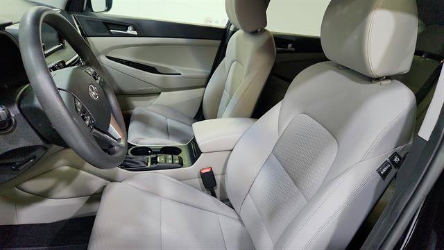 Used 2019 Hyundai Tucson SE image 12