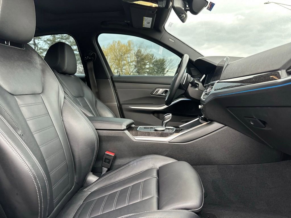 Used 2021 BMW 330e xDrive w/ Premium Package image 23