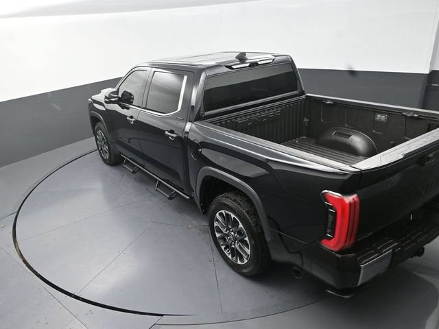 Used 2025 Toyota Tundra Limited AWD/4WD image 16