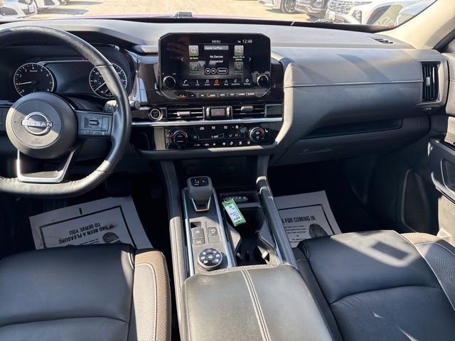 Used 2022 Nissan Pathfinder SL image 20