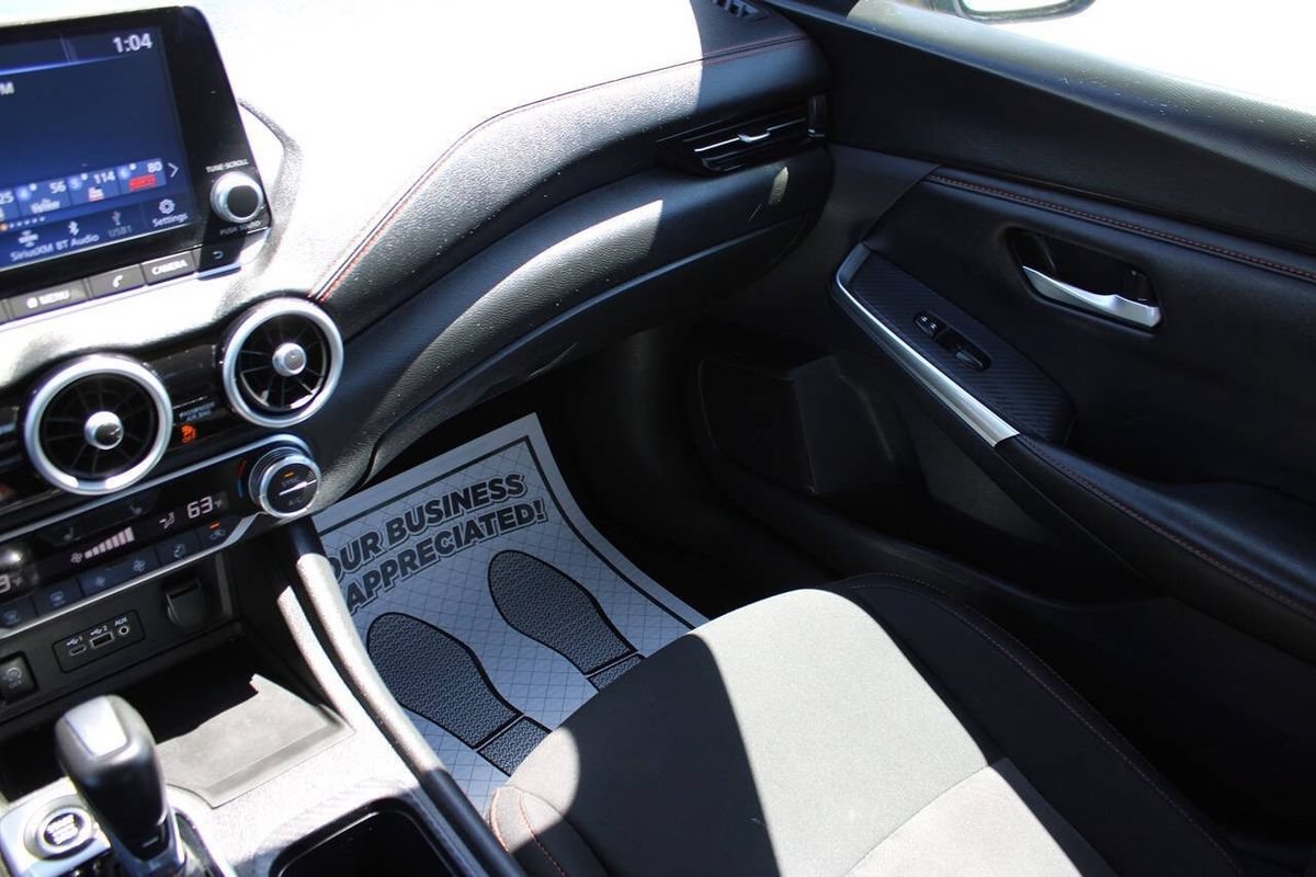 Used 2024 Nissan Sentra SR FWD image 15