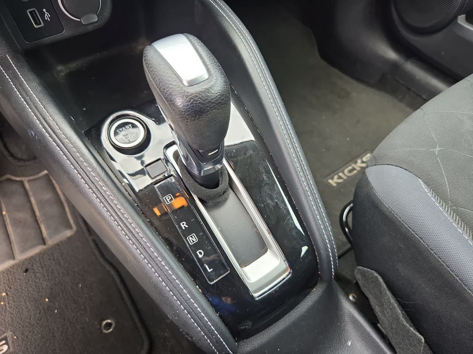 Used 2019 Nissan Kicks S FWD image 28