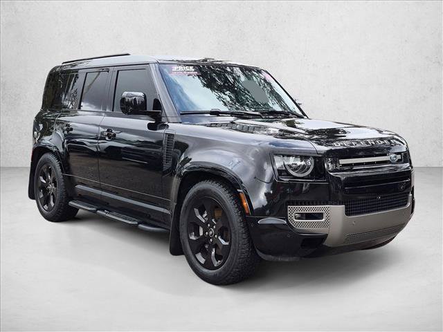 Used 2025 Land Rover Defender 110 X-Dynamic SE AWD/4WD image 3