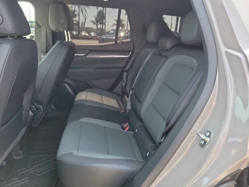 Used 2026 GMC Terrain AT4 AWD/4WD image 25