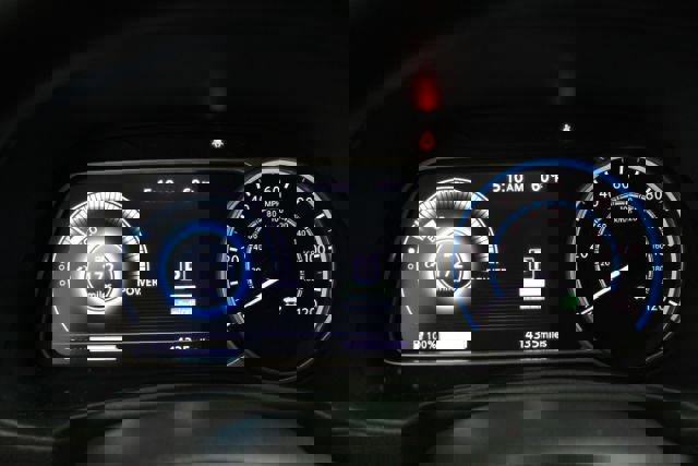 Used 2024 Nissan Leaf S image 19