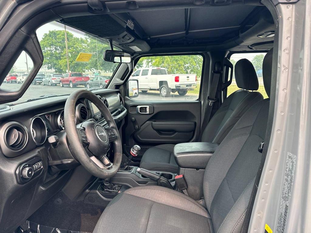 Used 2021 Jeep Wrangler Unlimited Sport AWD/4WD image 6