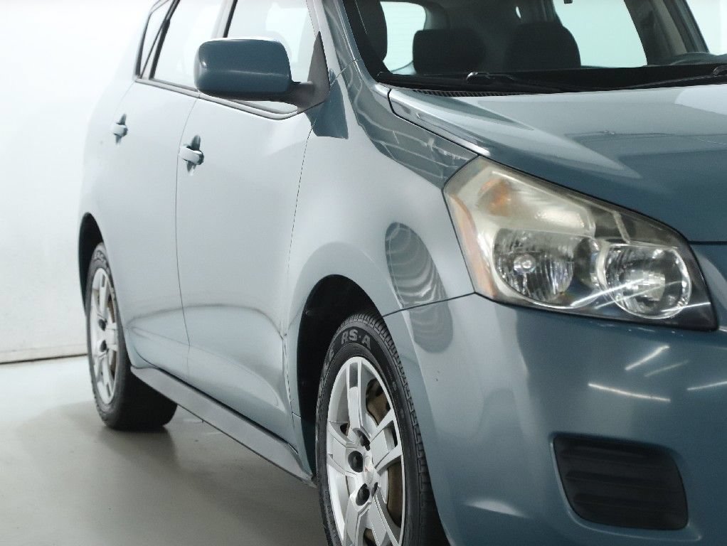 Used 2009 Pontiac Vibe w/ Preferred Package FWD image 8