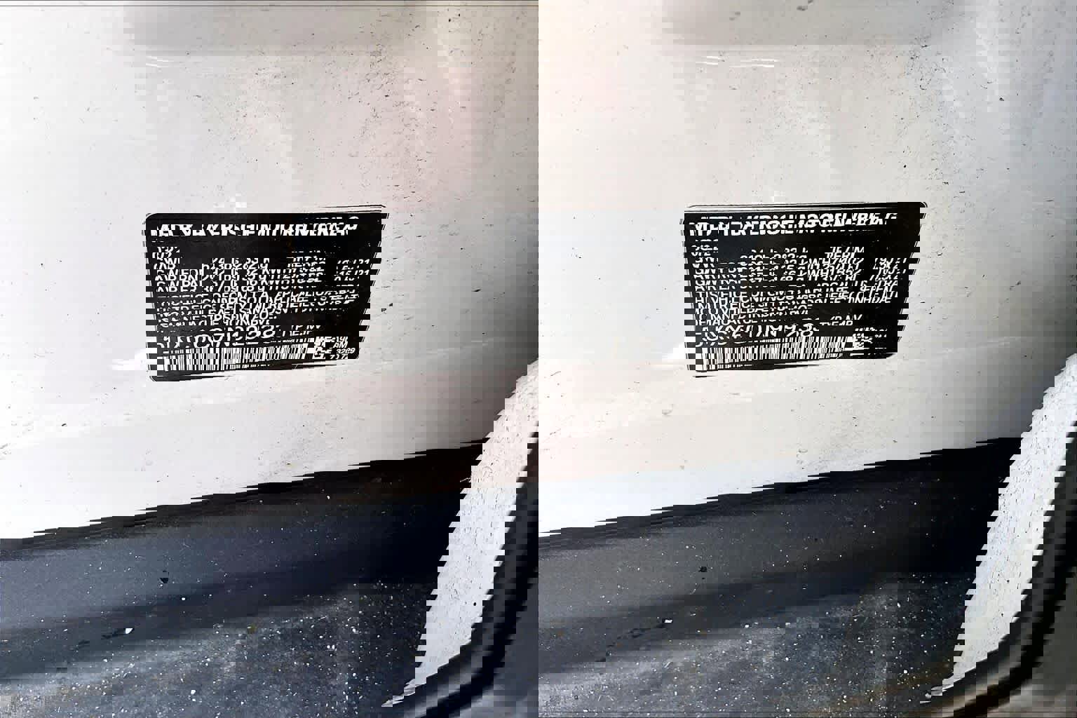 Used 2022 BMW X6 xDrive40i w/ Executive Package image 37