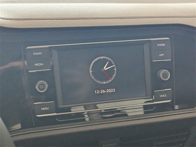 Certified 2022 Volkswagen Jetta SE w/ Panoramic Sunroof Package image 21