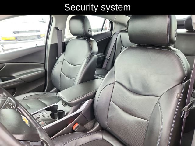 Used 2017 Chevrolet Volt LT w/ Comfort Package image 22