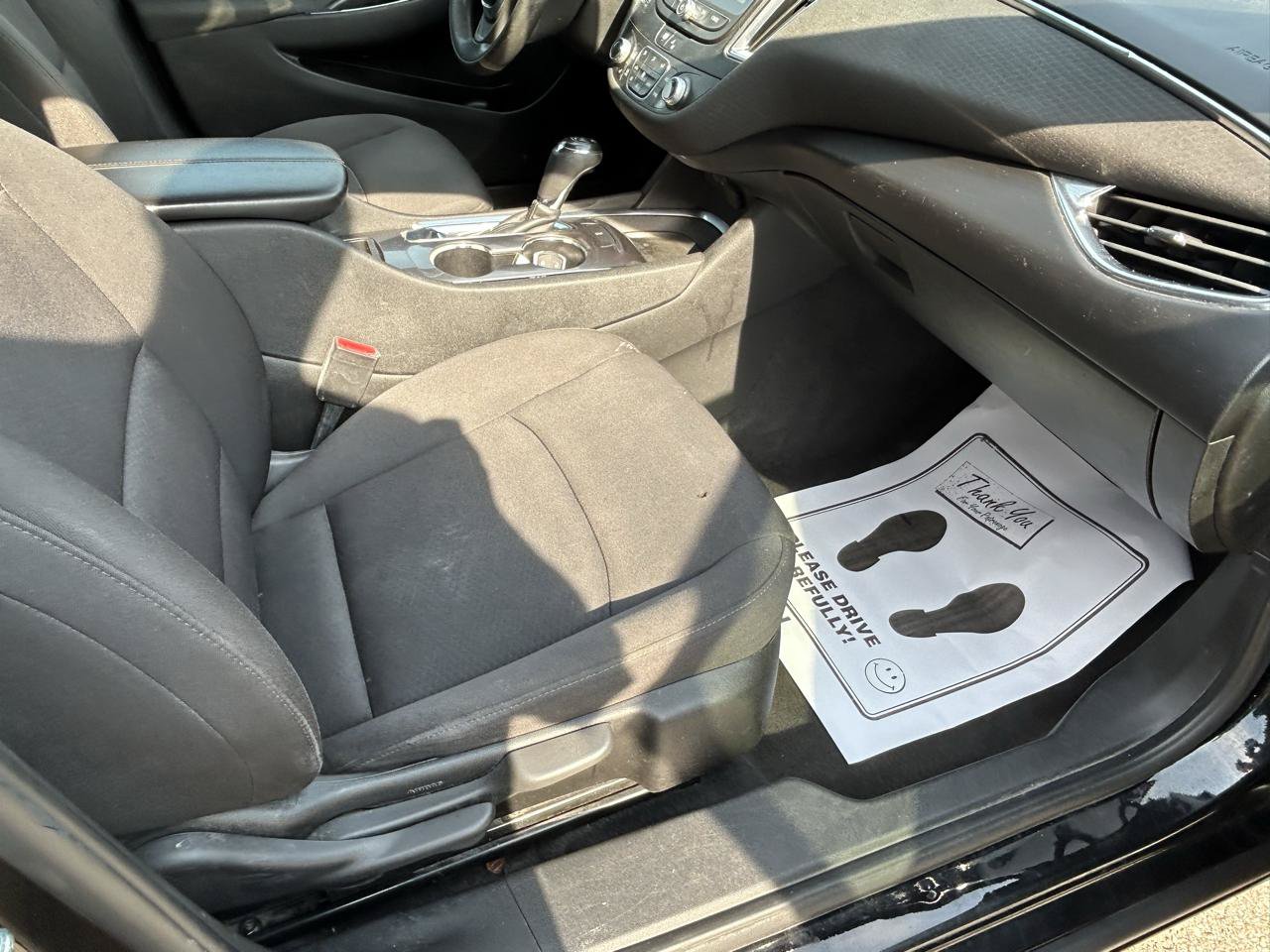 Used 2020 Chevrolet Malibu LT FWD image 12
