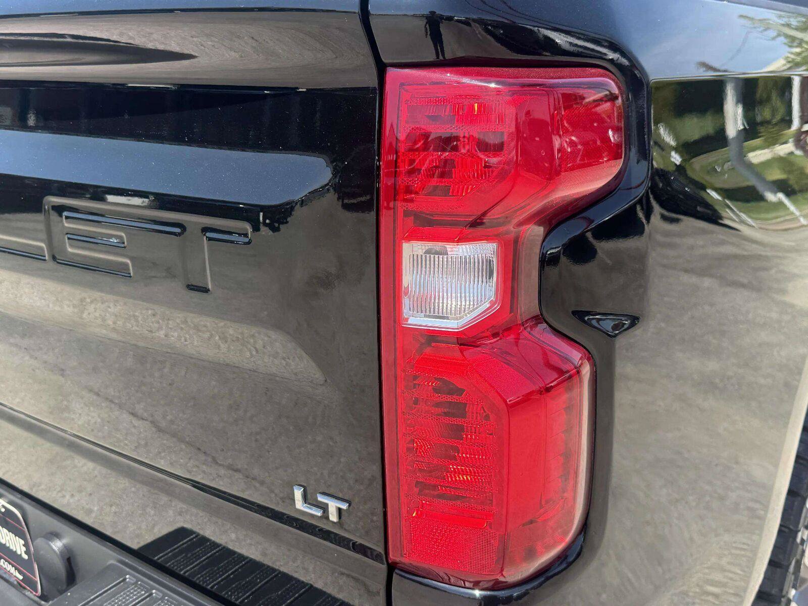 Used 2021 Chevrolet Silverado 1500 LT RWD image 15