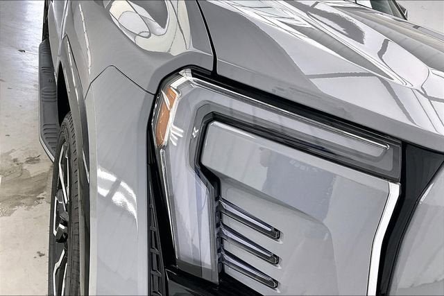New 2025 GMC Sierra EV Denali image 15