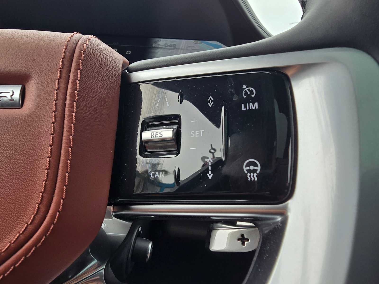 New 2026 Land Rover Range Rover SV image 32