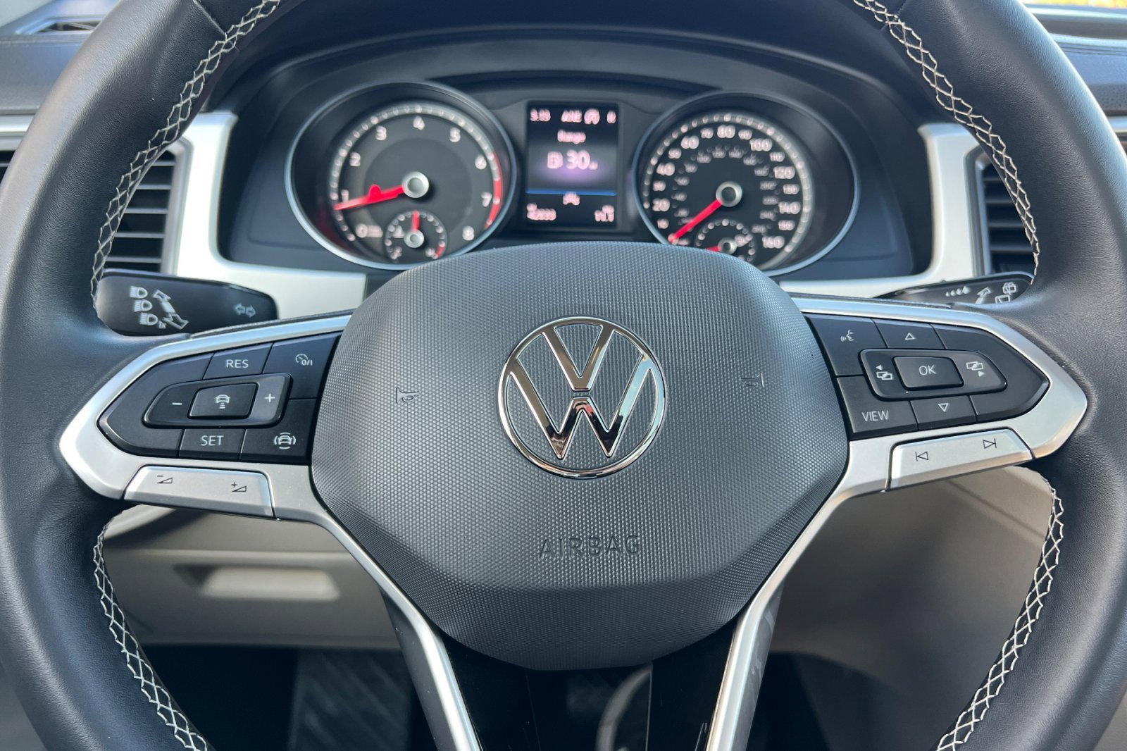 Used 2021 Volkswagen Atlas SE image 24