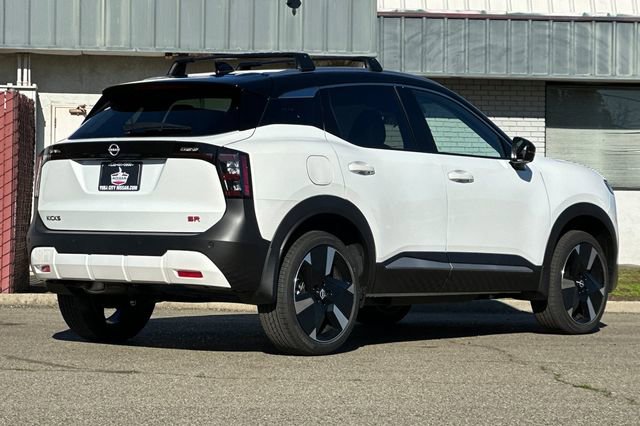 New 2026 Nissan Kicks SR image 4