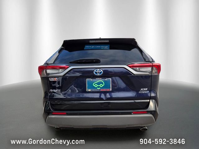 Used 2021 Toyota RAV4 XSE AWD/4WD image 4