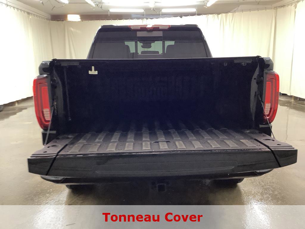 Used 2025 GMC Sierra 1500 AT4X image 8