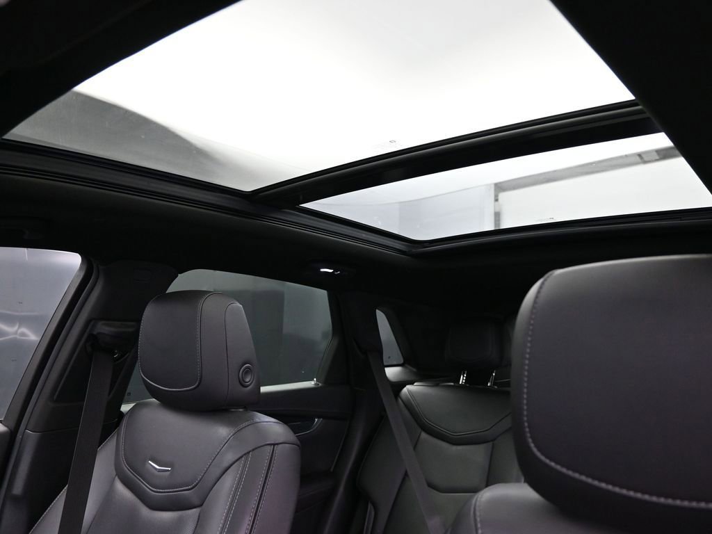 Used 2022 Cadillac XT5 Premium Luxury image 25