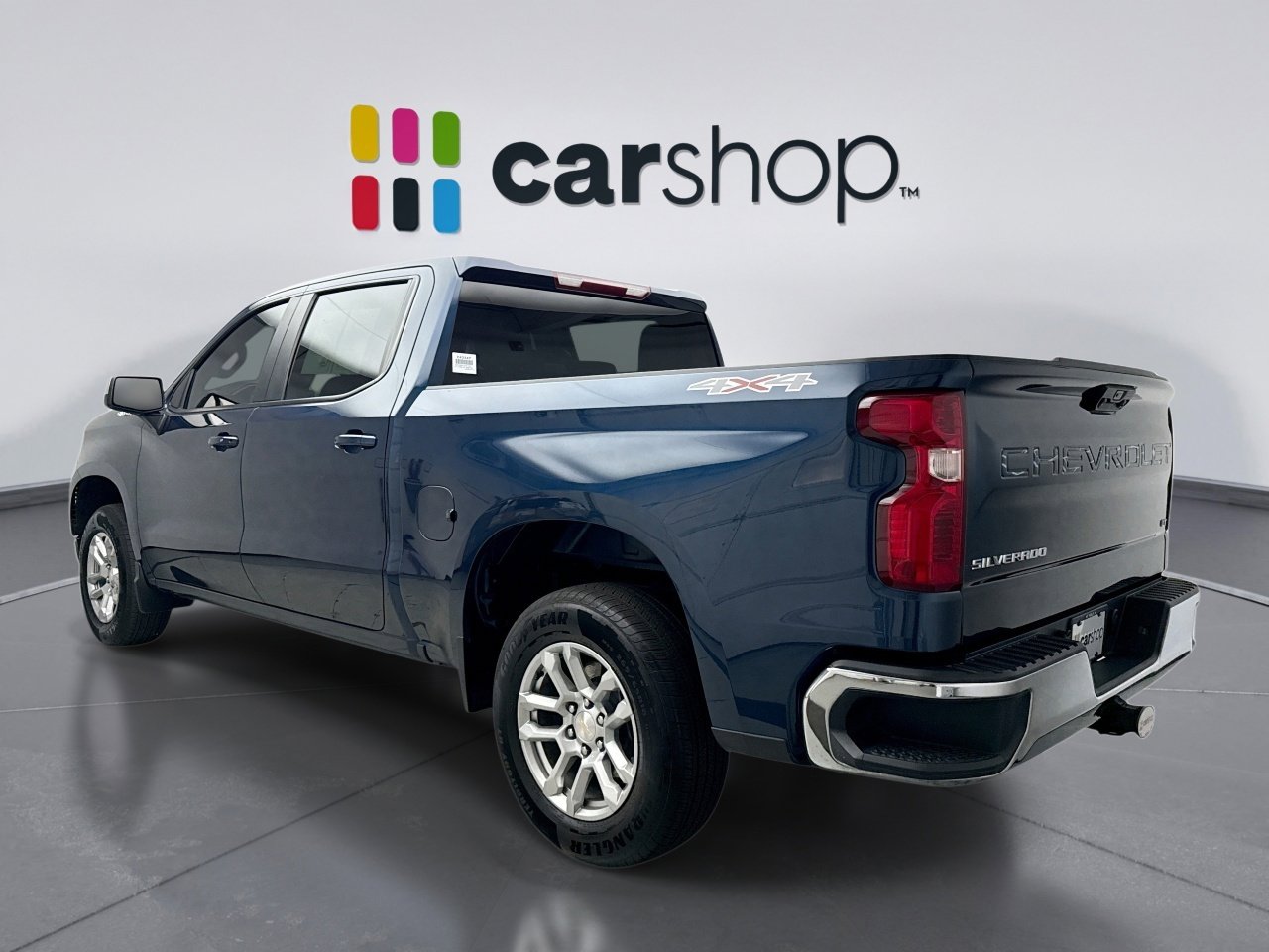 Used 2022 Chevrolet Silverado 1500 LT AWD/4WD image 3