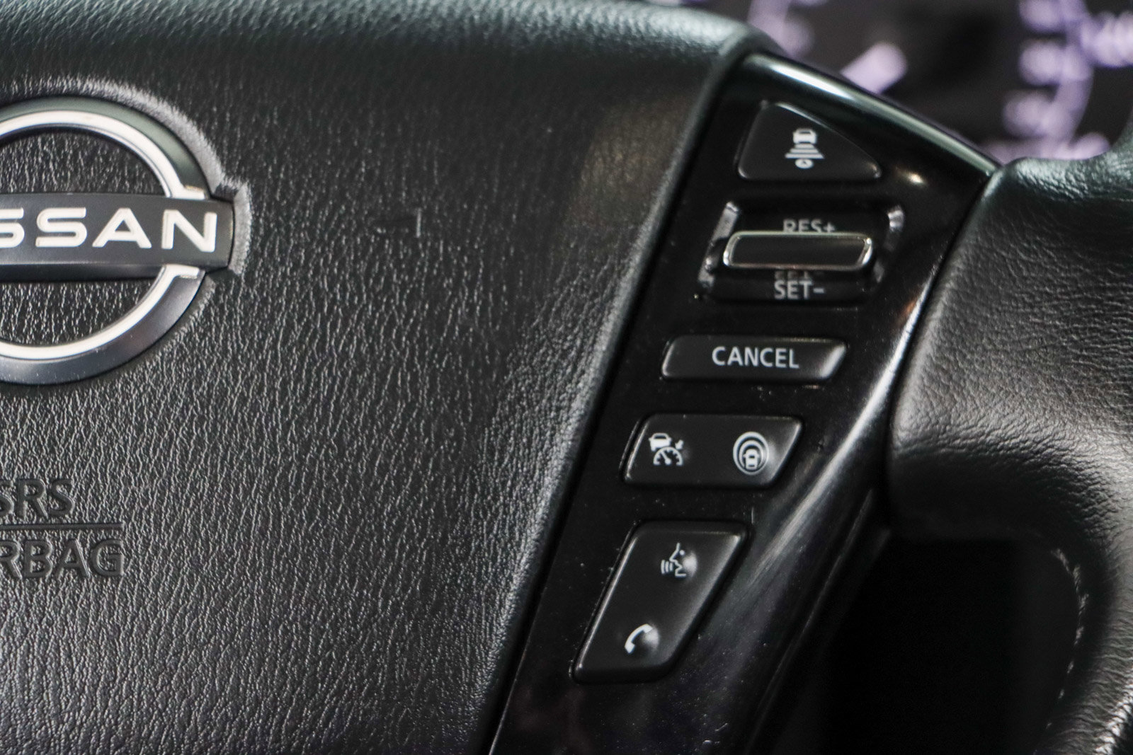 Used 2024 Nissan Armada SL w/ Captain's Chairs Package image 15