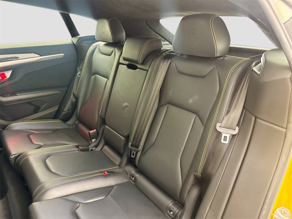 Used 2022 Lamborghini Urus image 26
